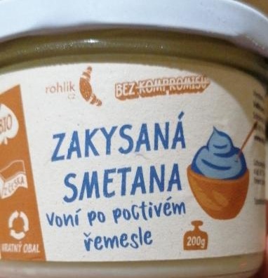 Fotografie - Zakysaná smetana Rohlik.cz