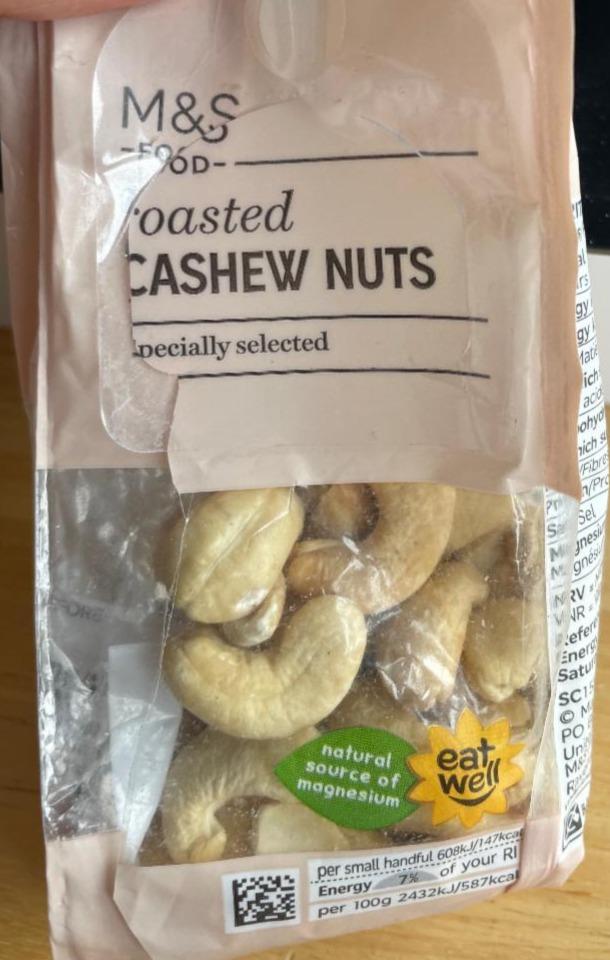 Fotografie - Roasted Cashew Nuts M&S Food