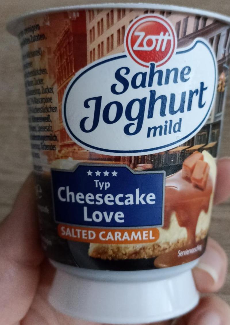 Fotografie - Sahne Joghurt mild Typ Cheesecake Love Salted Caramel Cheesecake Zott