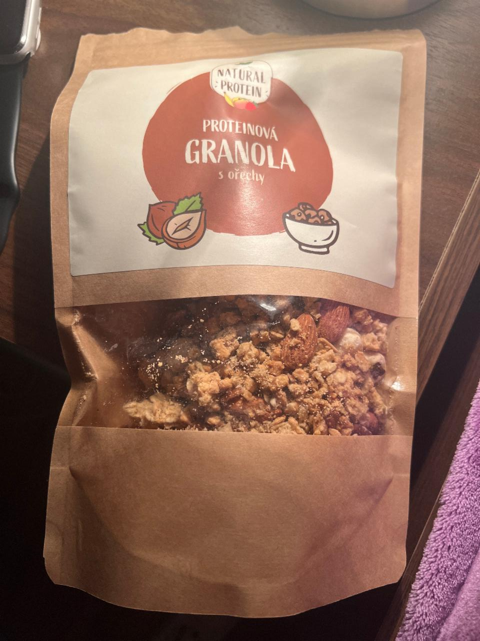 Fotografie - Proteinová granola s ořechy Natural protein