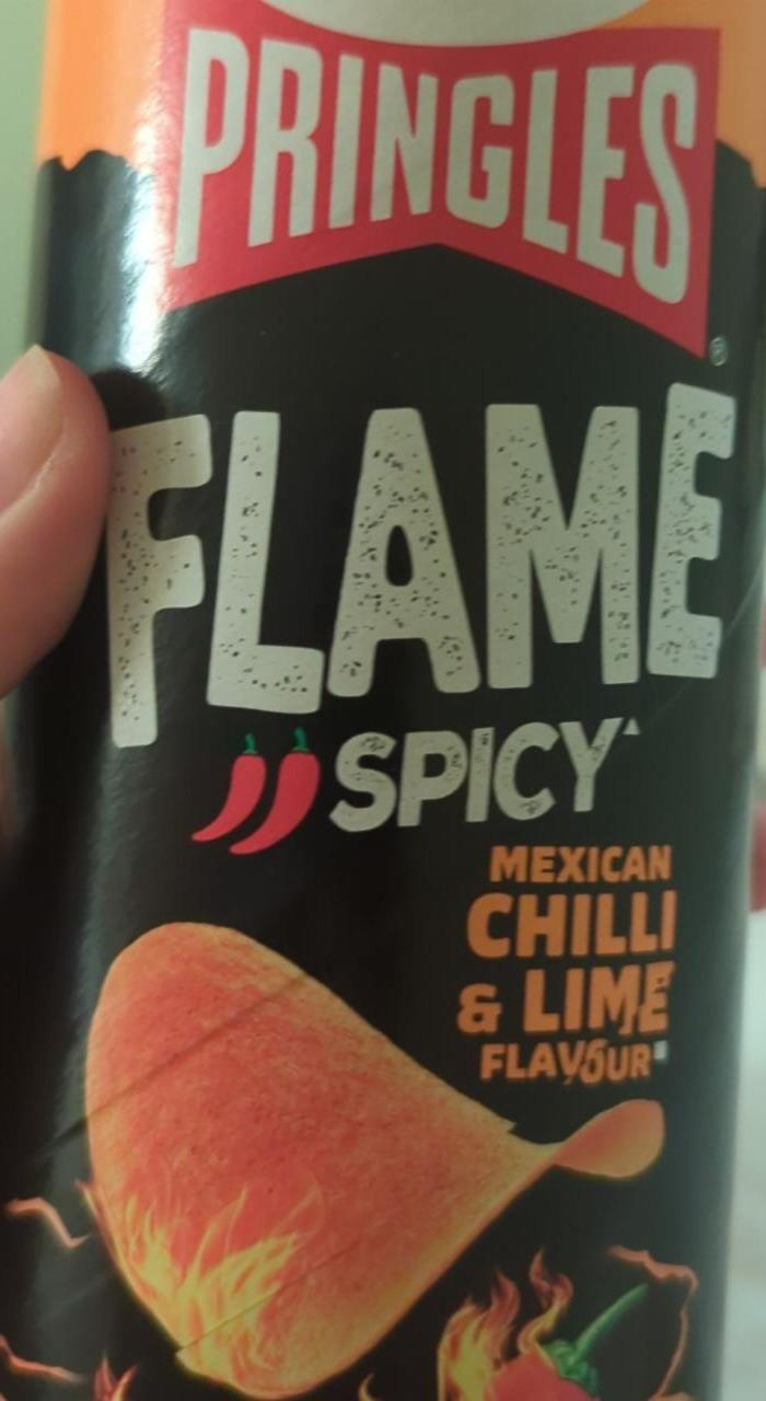 Fotografie - Flame Spicy Mexican chilli & lime flavour Pringles