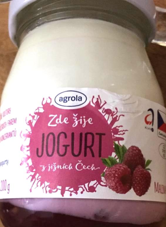 Fotografie - zde žije jogurt z jižních Čech malina Agro-la