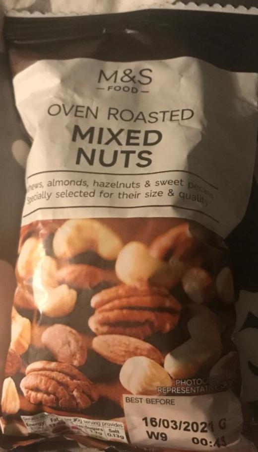 Fotografie - Oven Roasted Mixed Nuts M&S Food