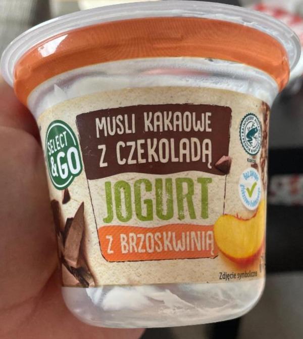 Fotografie - Musli kakaowe z czekoladą jogurt z brzoskwinią Select&Go