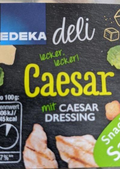 Fotografie - Caesar Salat mit Caesar Dressing und croutons Edeka deli
