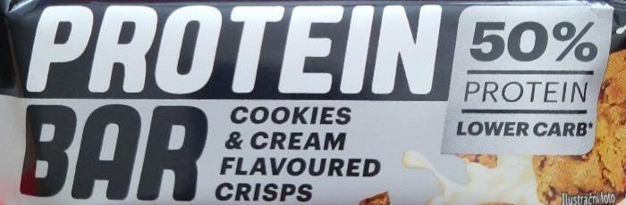 Fotografie - Protein bar cookies & cream flavoured crisps