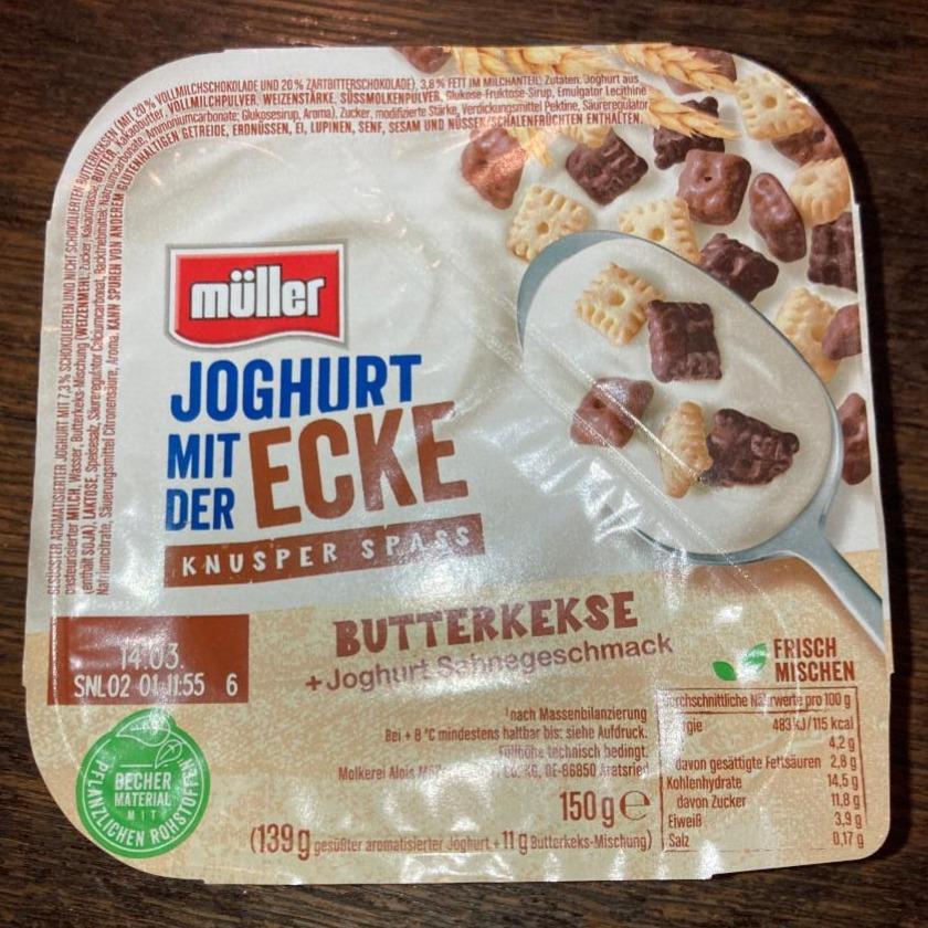 Fotografie - Joghurt mit der Ecke Butterkekse Müller