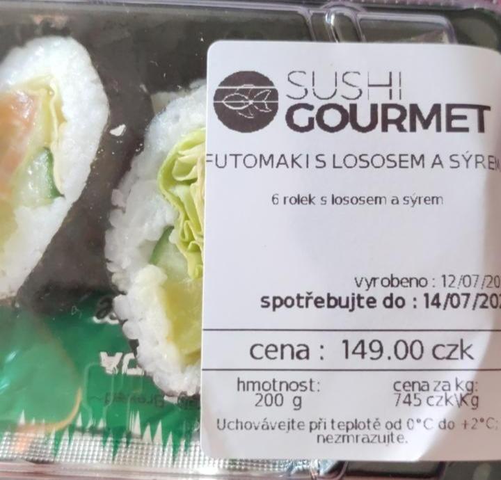 Fotografie - Futomaki s lososem a sýrem Sushi gourmet