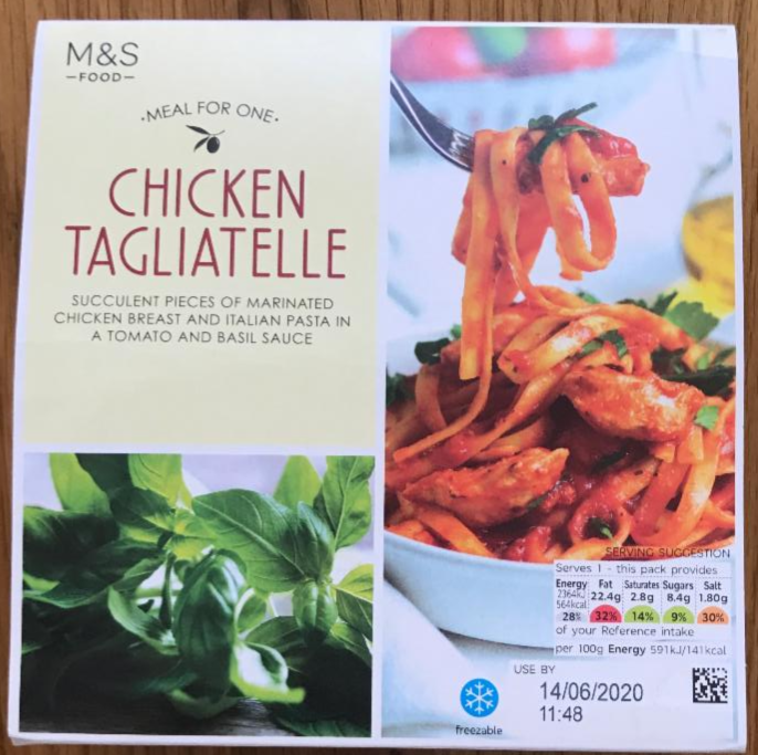 Fotografie - Chicken Tagliatelle in a Tomato & Basil Sauce M&S Food