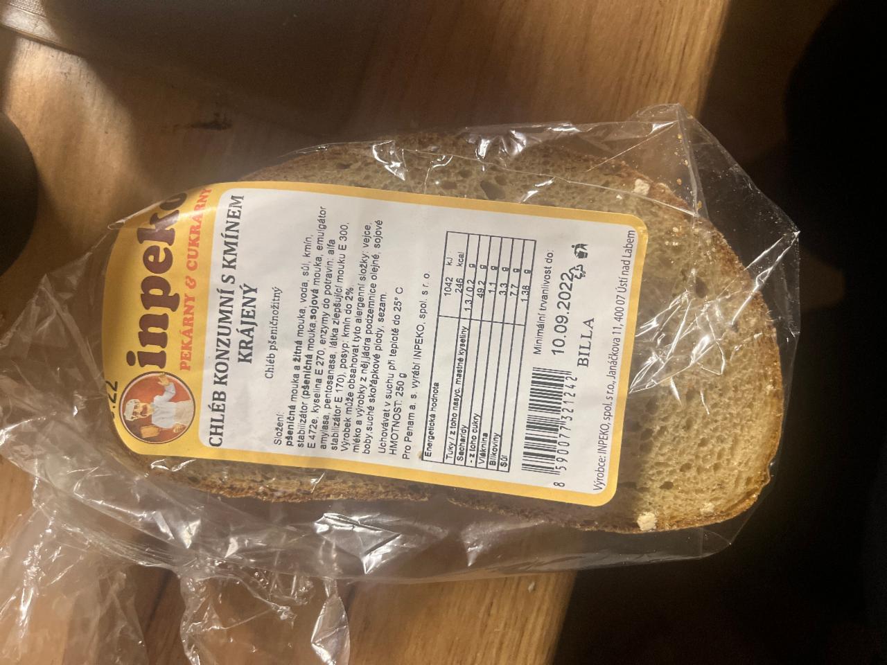 Fotografie - chléb konzumní s kmínem Inpeko