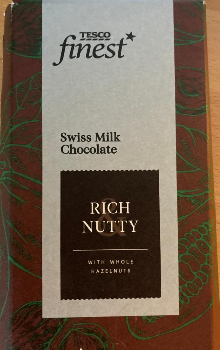 Fotografie - Swiss Milk Chocolate Rich Nutty Tesco Finest