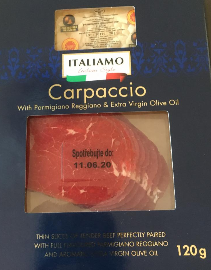 Fotografie - Carpaccio with parmigiano reggiano & extra virgin olive oil Italiamo