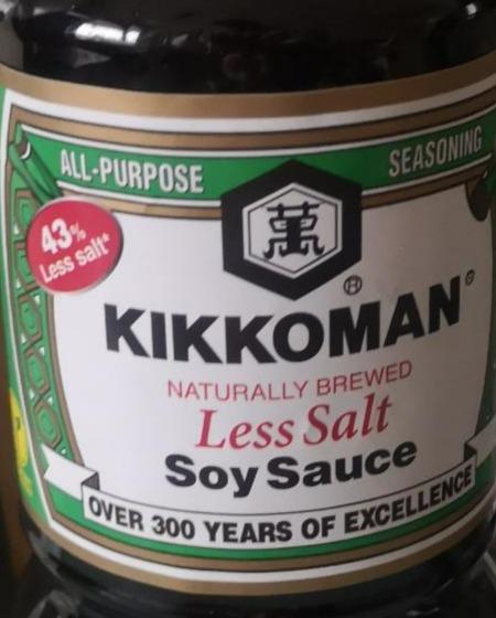 Fotografie - Less Salt Soy Sauce Kikkoman