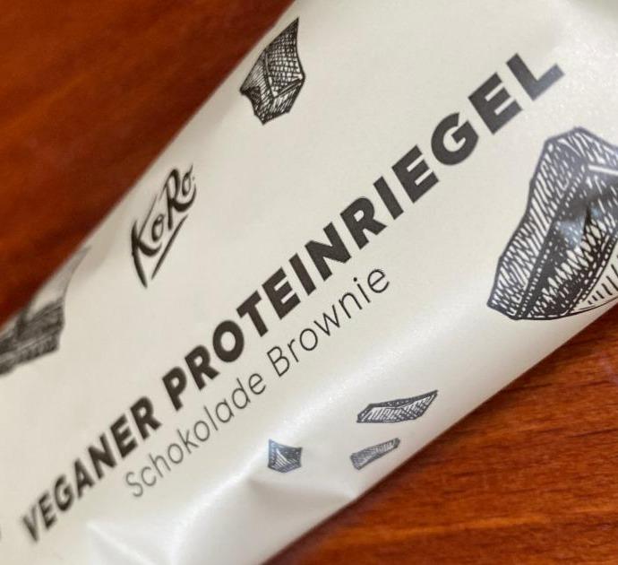 Fotografie - Veganer Proteinriegel Schokolade Brownie KoRo