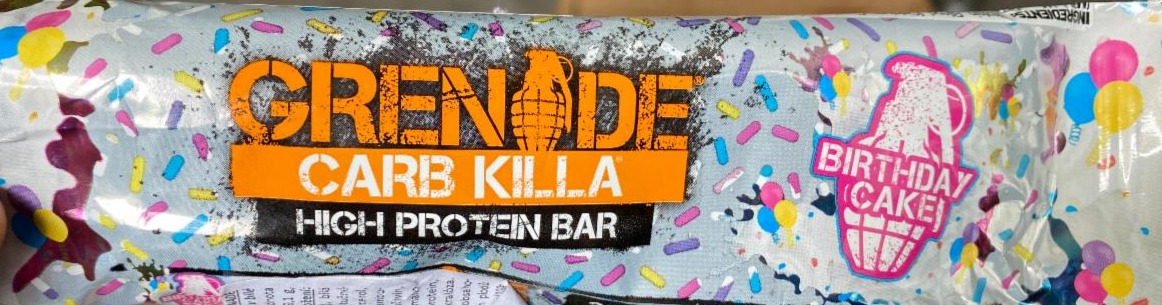 Fotografie - protein bar birthday cake aktin Grenade Carb Killa