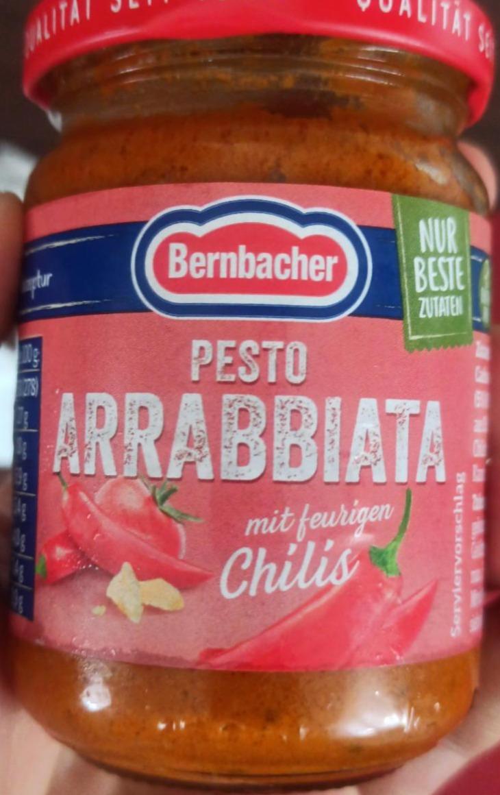 Fotografie - Pesto Arrabbiata mit feurigen Chilis Bernbacher
