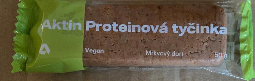 Fotografie - Aktin proteinová tyčinka vegan mrkvový dort