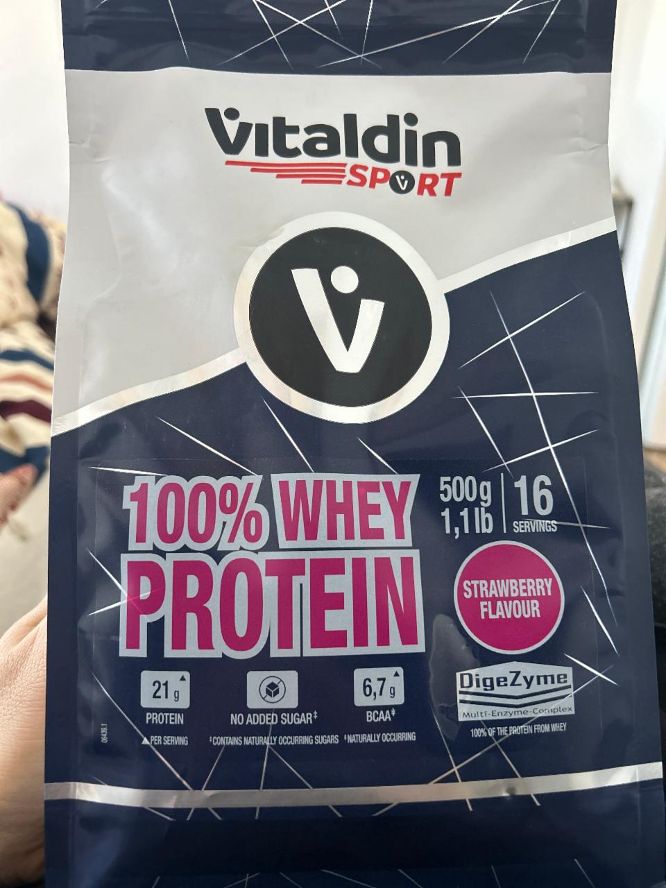 Fotografie - 100% Whey protein Strawberry flavour Vitaldin sport