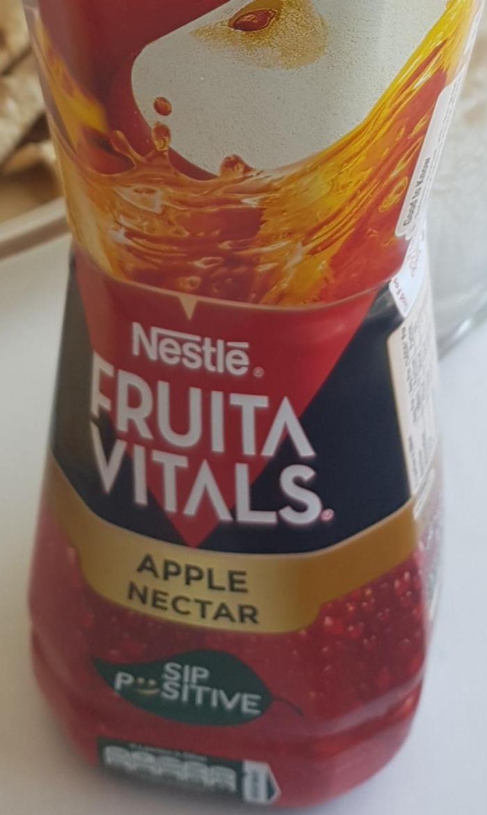 Fotografie - Fruita Vitals Apple Nectar Nestlé
