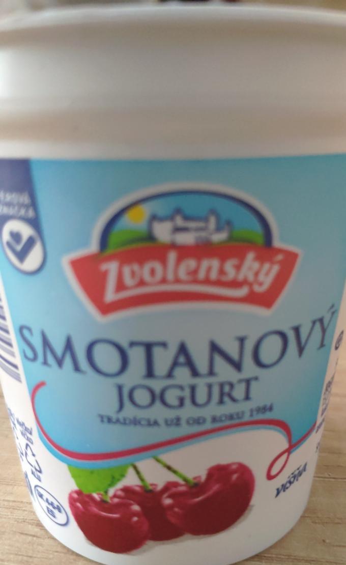 Fotografie - Zvolenský smetanový jogurt višňový