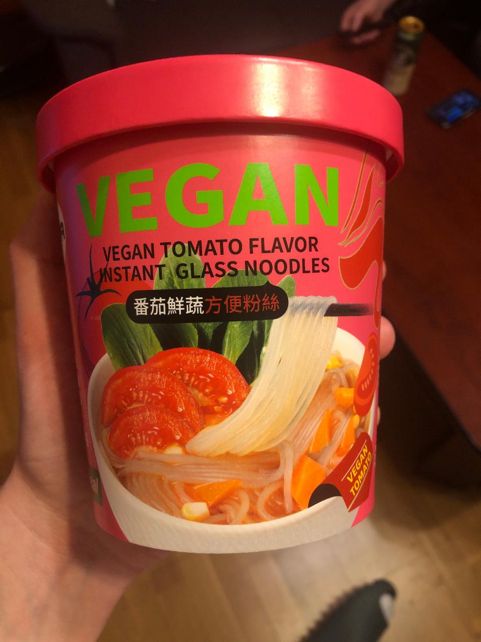 Fotografie - Vegan Tomato Flavor Instant Glass Noodles