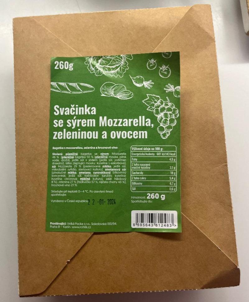 Fotografie - Svačinka se sýrem Mozzarella, zeleninou a ovocem Rohlik.cz