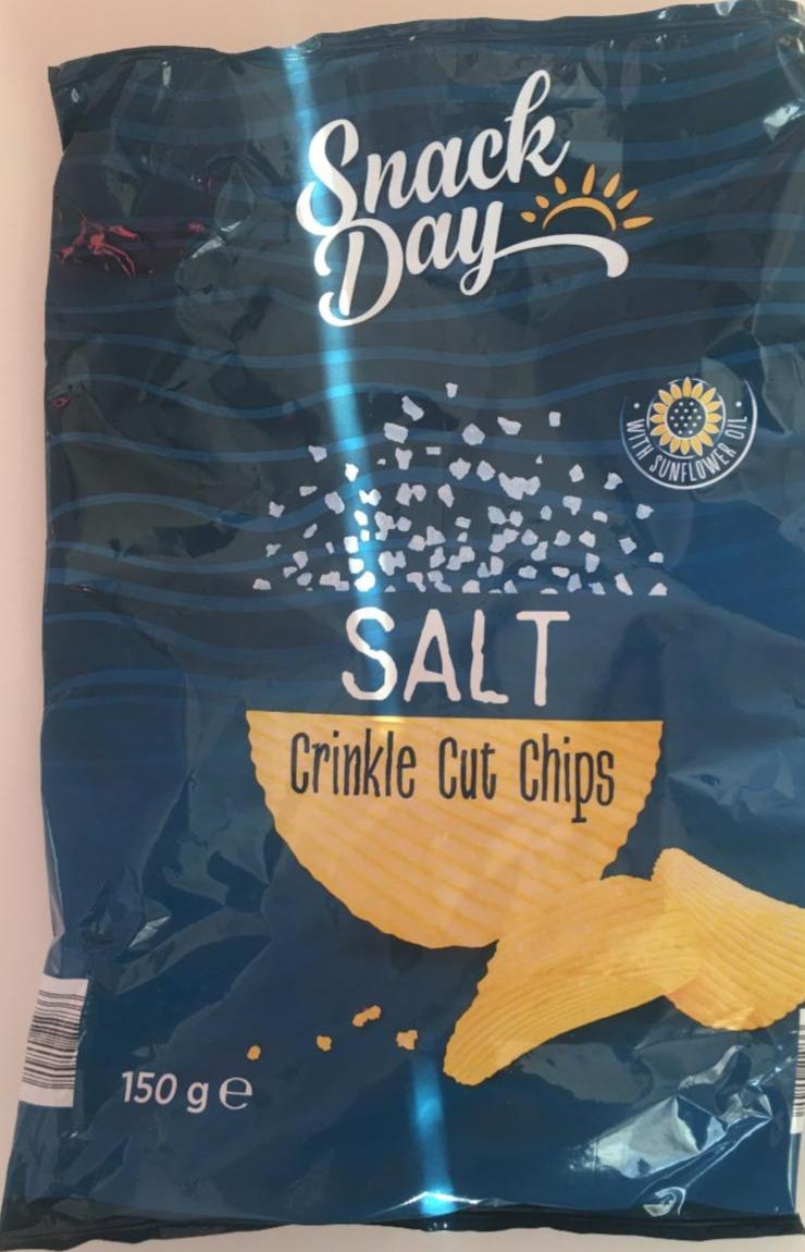 Fotografie - Salt Crinkle Cut Chips Snack Day
