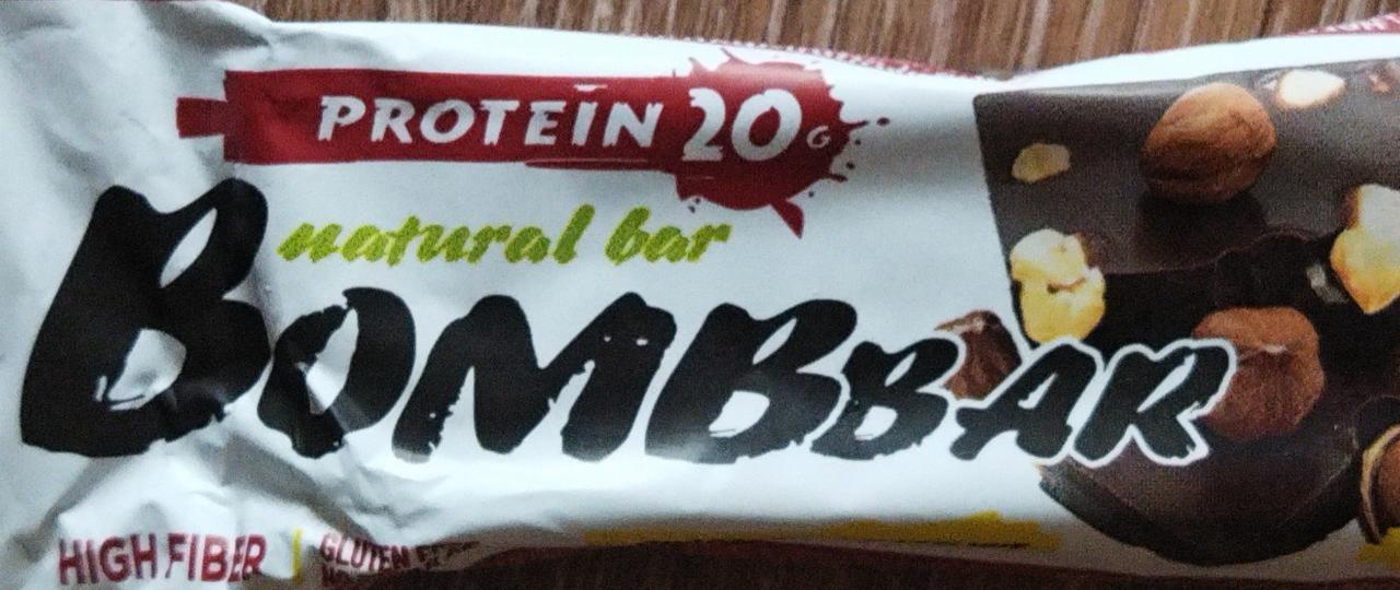 Fotografie - Natural Bar Chocolate-Hazelnut protein 20 Bombbar