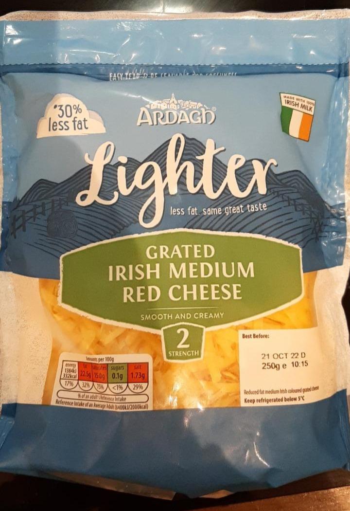 Fotografie - Lighter Grated Irish Medium Red Cheese Ardagh