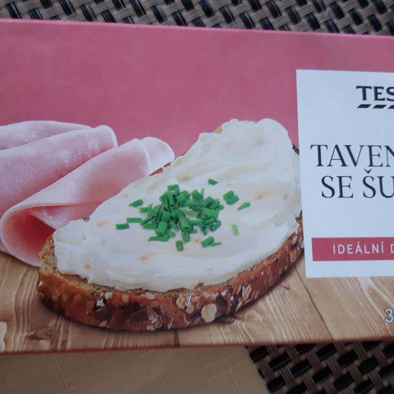 Fotografie - Tavený sýr se šunkou Tesco