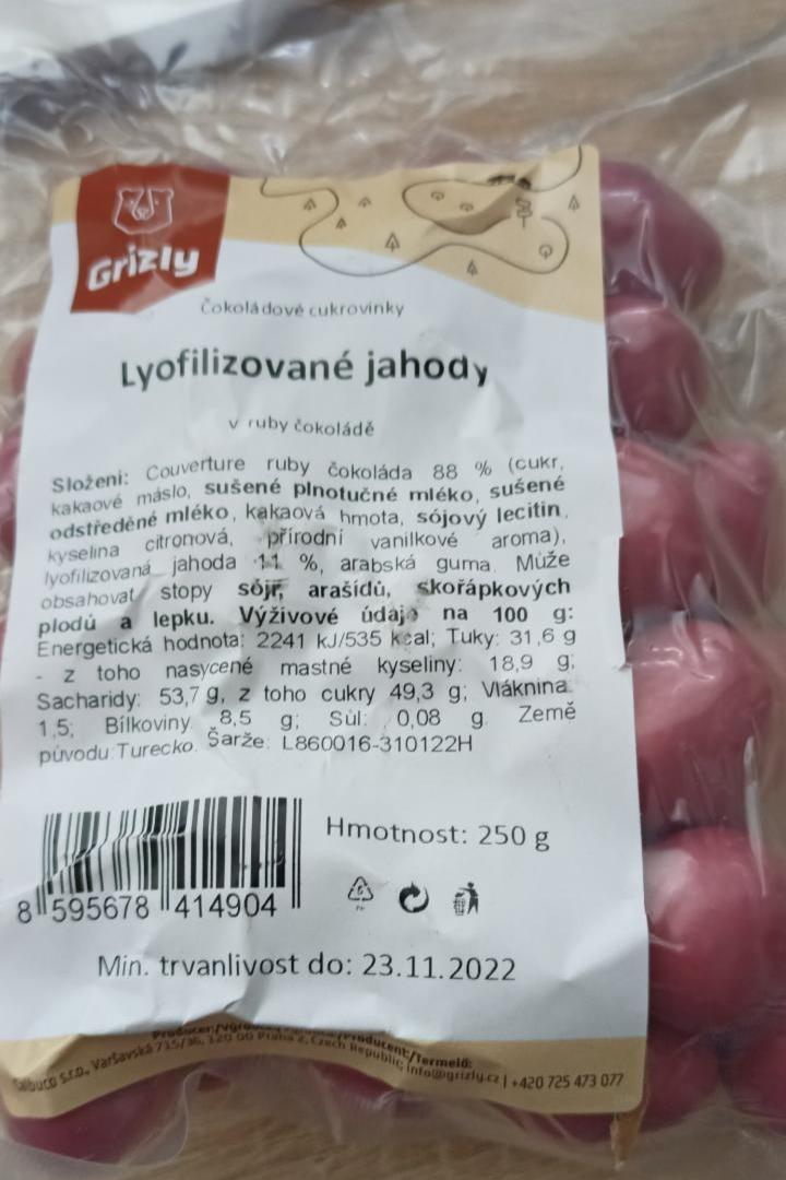 Fotografie - Lyofilizované jahody v ruby čokoládě Grizly
