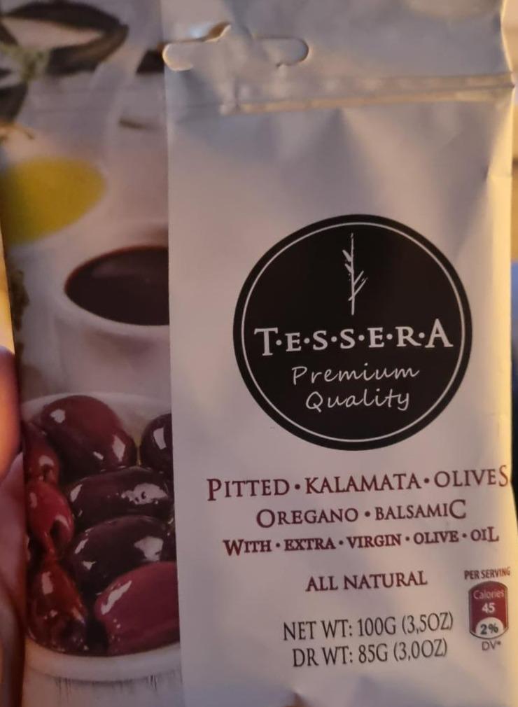 Fotografie - Pitted kalamata olives oregano balsamic Tessera
