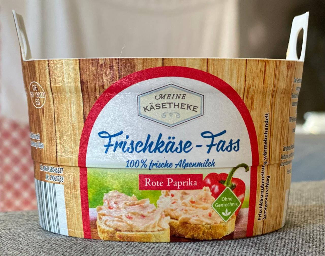 Fotografie - Frischkäse-Fass Rote Paprika Meine Käsetheke