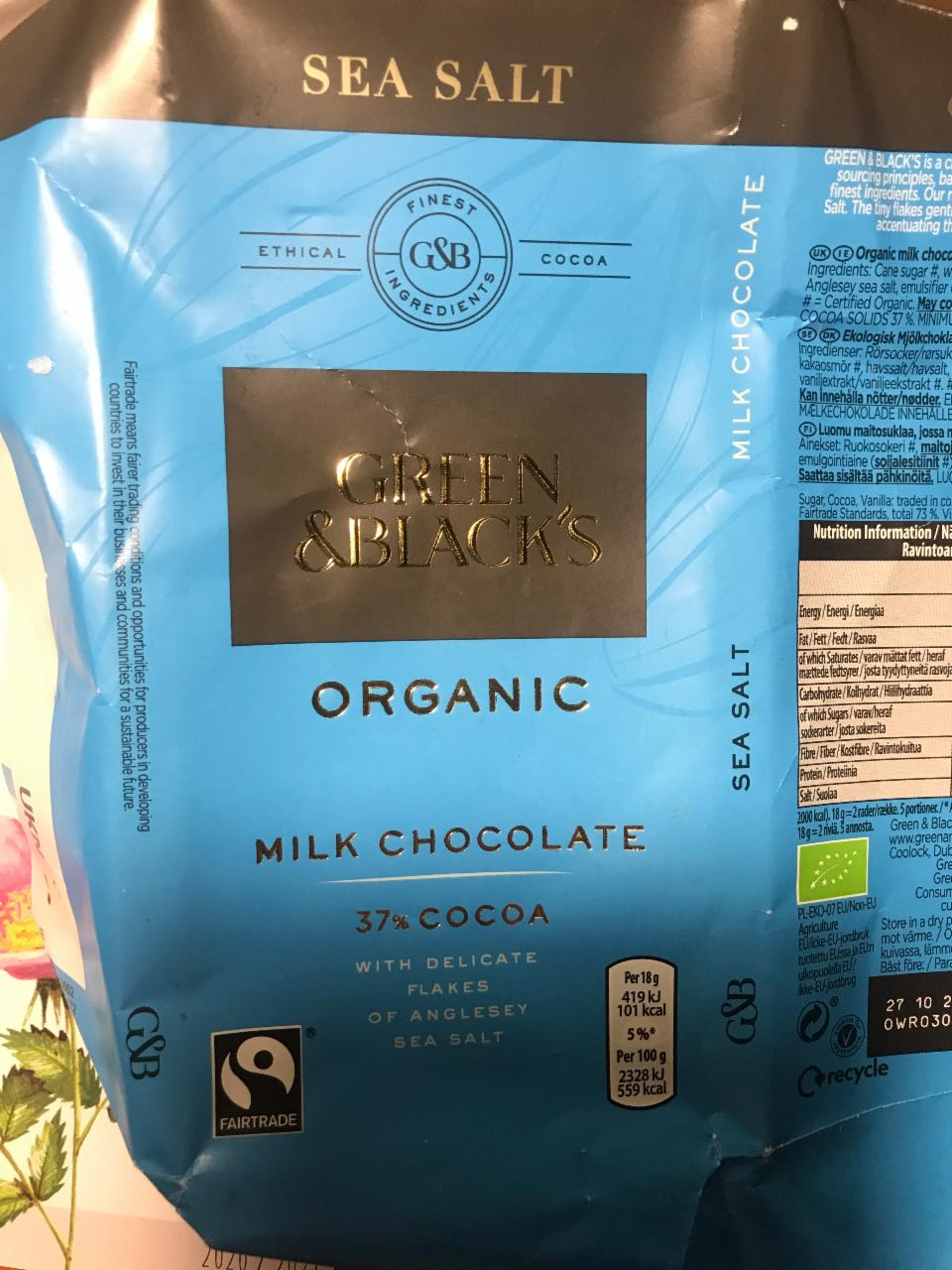Fotografie - green& blacks organic milk chocolate with sea salt