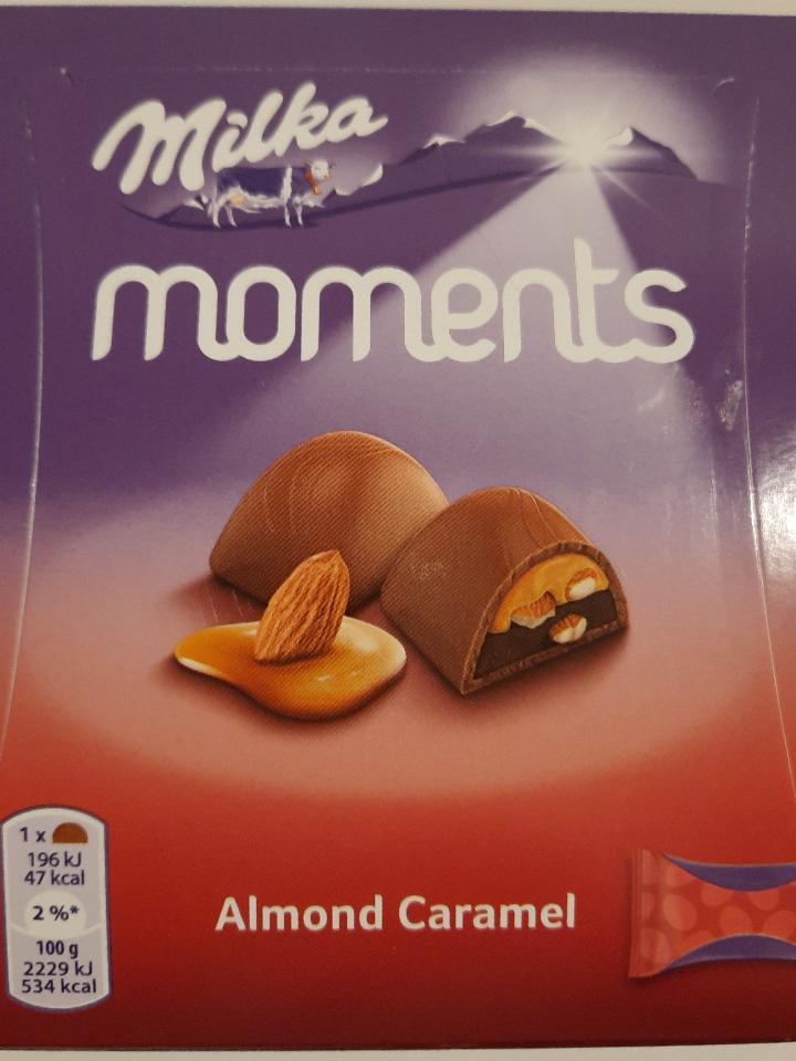 Fotografie - Moments Mini Almond Caramel Milka