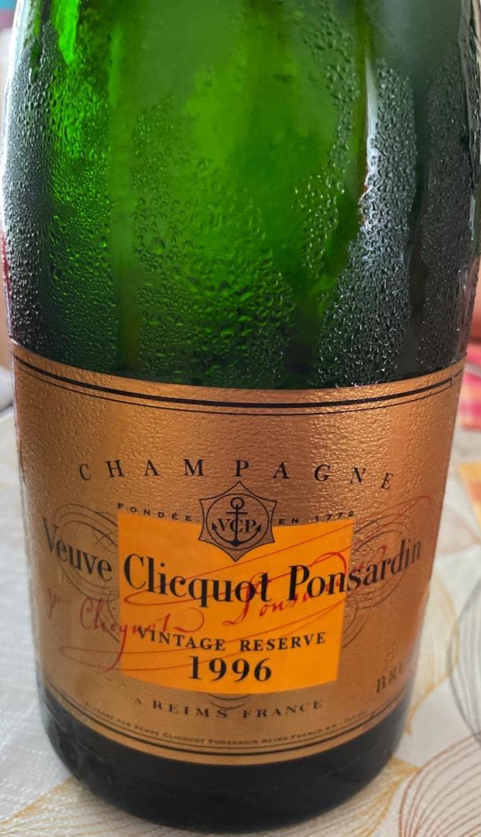 Fotografie - Veuve Clicquot Champagne Ponsardin 1996