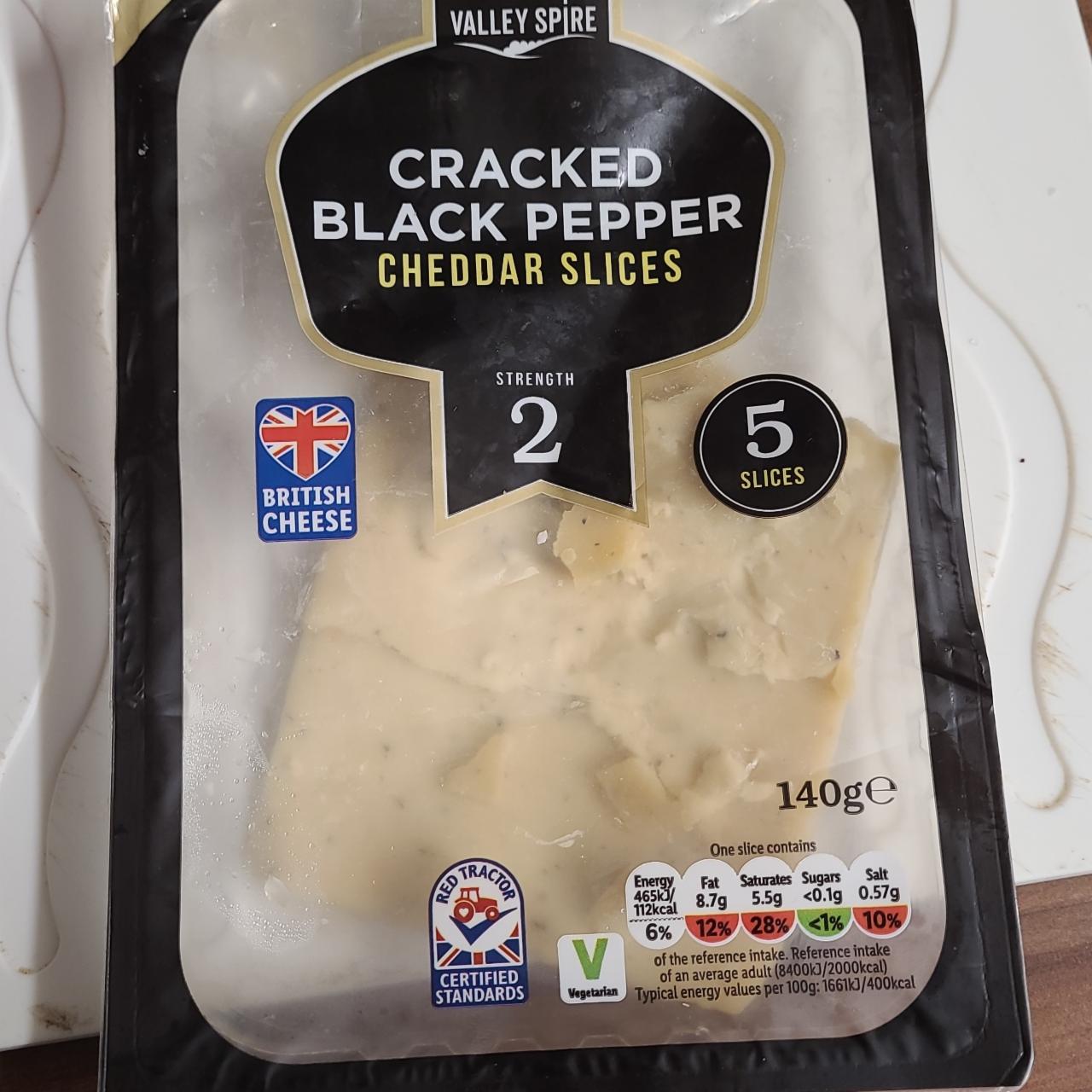 Fotografie - Cracked Black Pepper Cheddar Slices Valley Spire