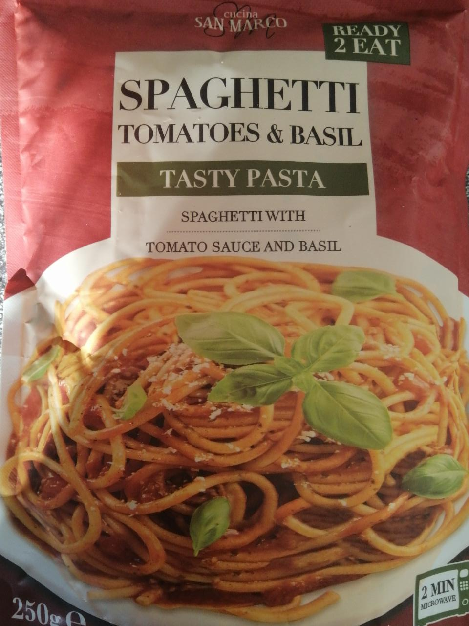 Fotografie - Spaghetti Tomatoes & Basil TASTY PASTA cucina San Marco