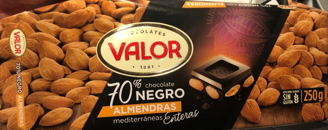 Fotografie - Chocolate 70% negro almendras Valor