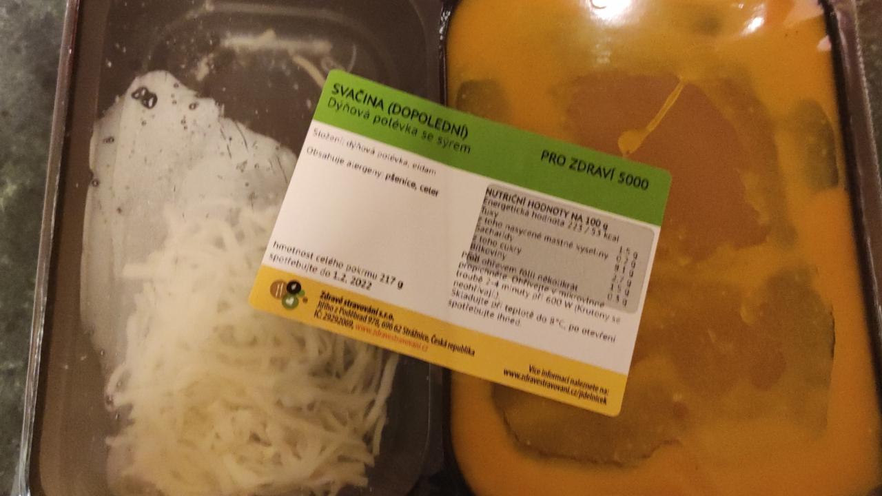 Fotografie - dýňová polévka se sýrem