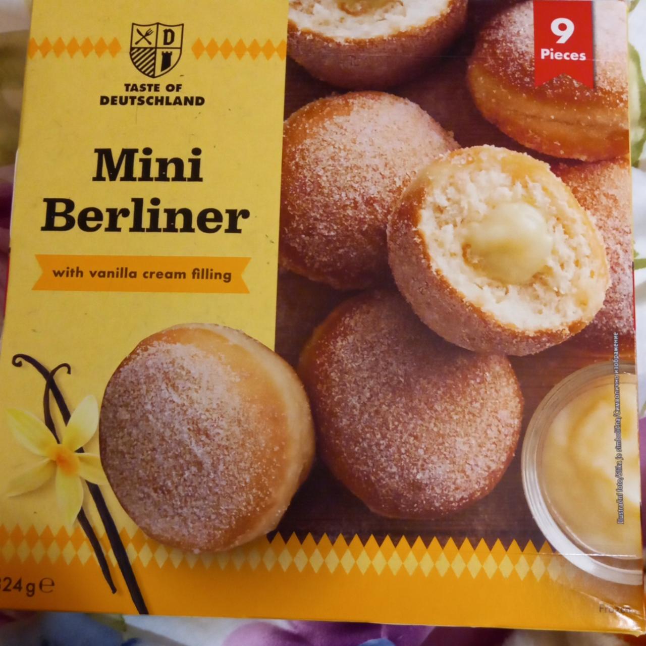 Fotografie - Mini Berliner with vanilla cream filling Taste of Deutschland