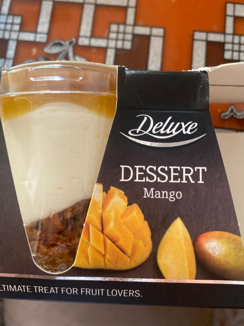 Fotografie - Dessert with Mango Filling Deluxe