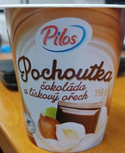 Fotografie - Pochoutka čokoláda a lískový ořech Pilos