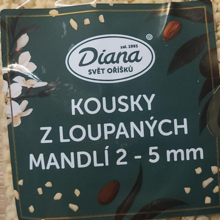 Fotografie - Kousky z loupaných mandlí 2-5 mm Diana Svět oříšků