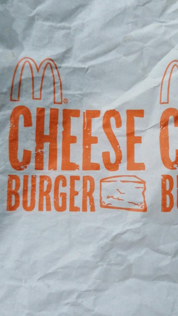Fotografie - Cheeseburger McDonald's