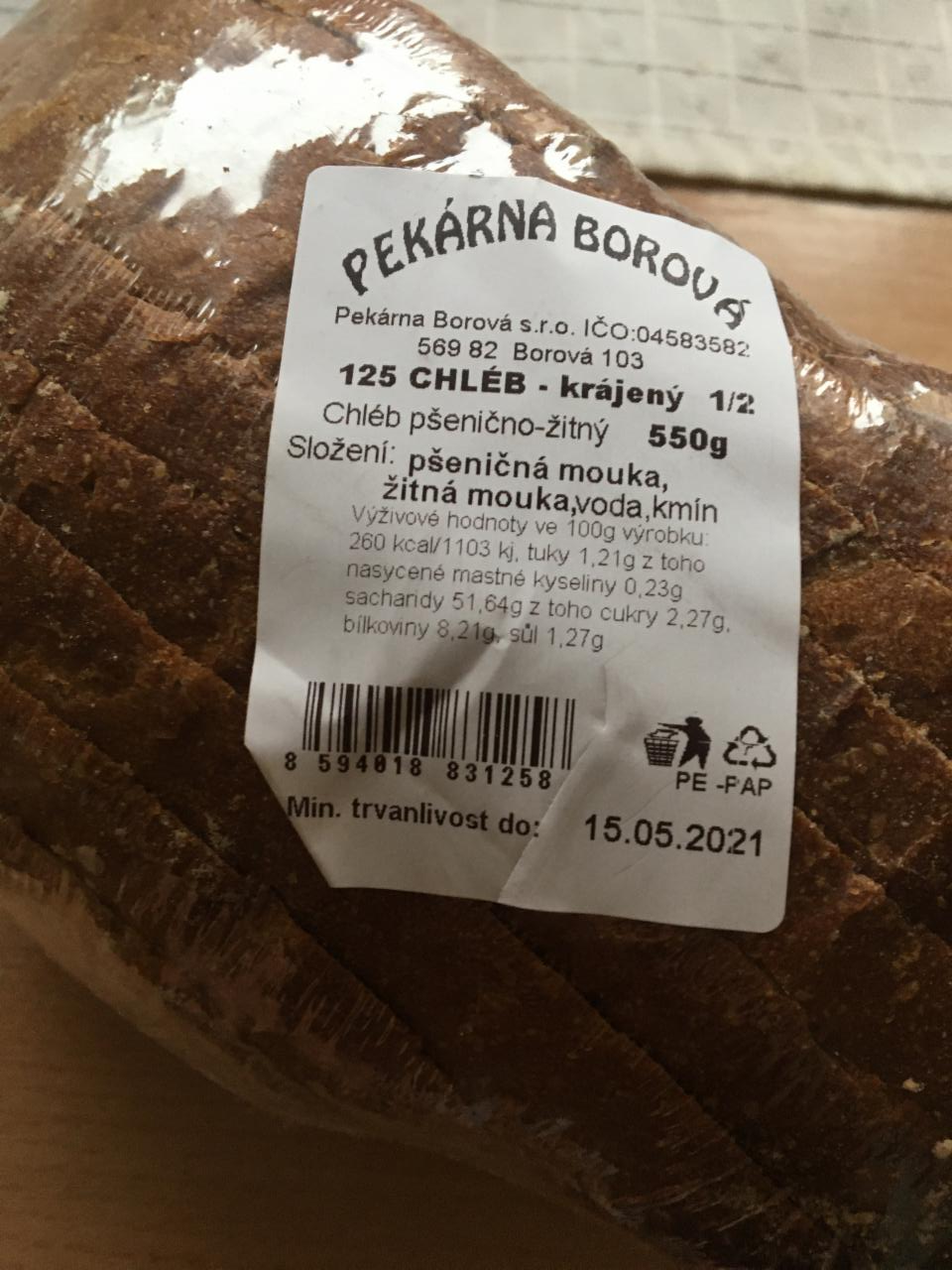 Fotografie - chléb pšenično žitný Borovský 