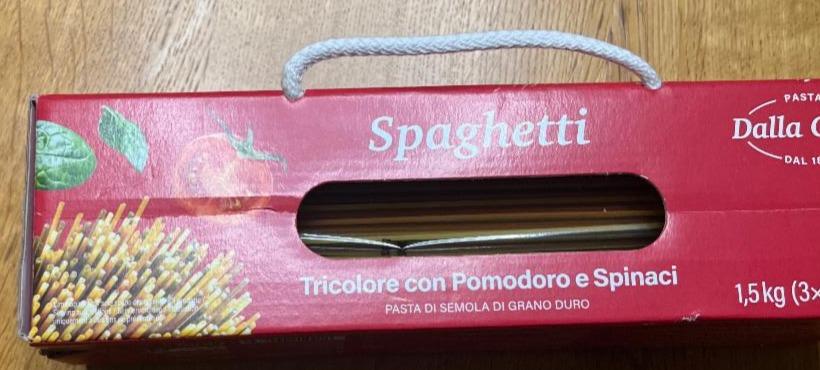 Fotografie - Spaghetti Tricolore con Pomodoro e Spinaci Dalla Costa