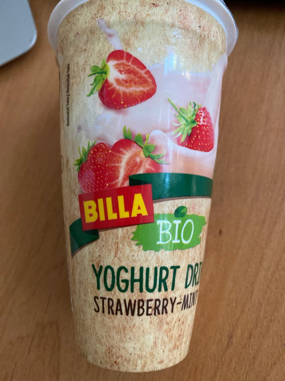 Fotografie - Yoghurt drink strawberry-mint bio Billa