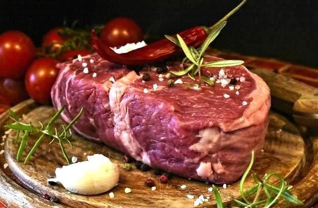 Fotografie - hovězí roštěná steak