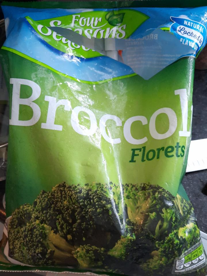 Fotografie - Frozen Broccoli Florets Four Seasons